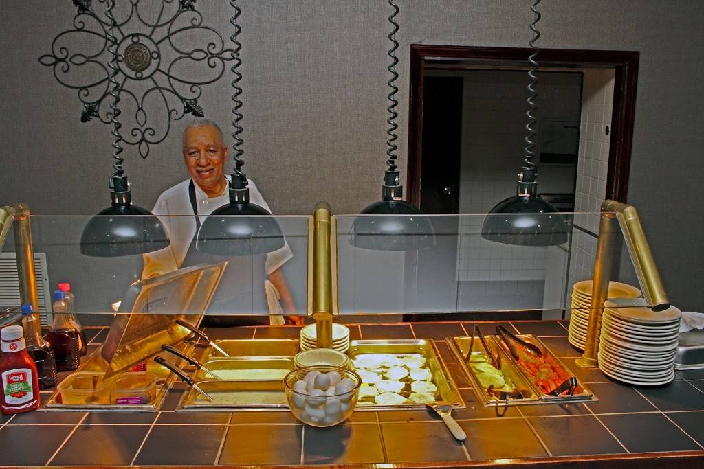 Bourbon Street Bar & Grille | restaurant | 351 York St, Williamsburg, VA 23185, USA | 75722941002407 OR +1 757-229-4100 ext. 2407