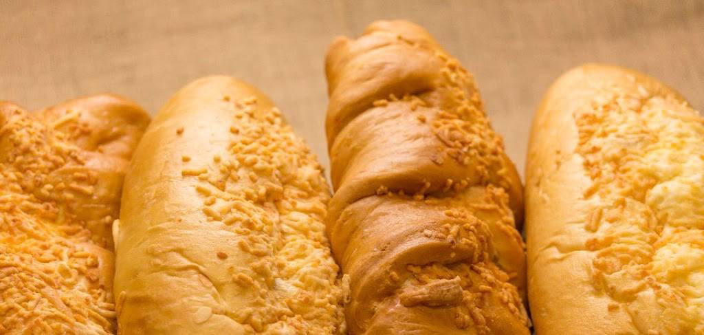 La Esquinita Colombiana | bakery | 4276 SW 152nd Ave, Miami, FL 33185, USA | 3055512151 OR +1 305-551-2151