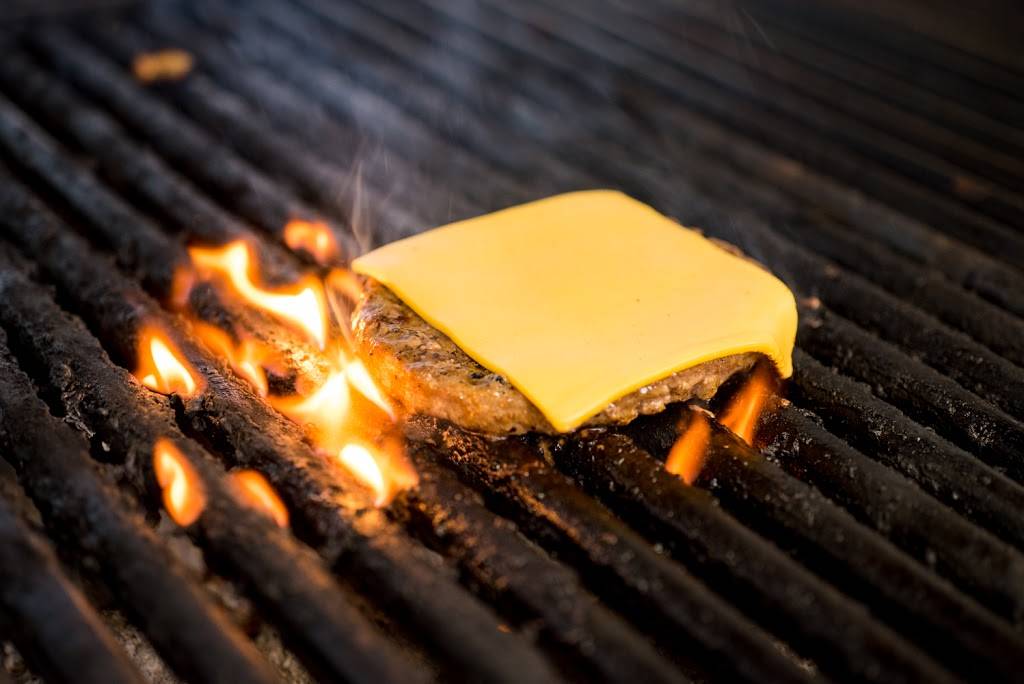 Scoobys Hot Dogs | meal takeaway | 1020 E N Ave, West Chicago, IL 60185, USA | 6302314848 OR +1 630-231-4848