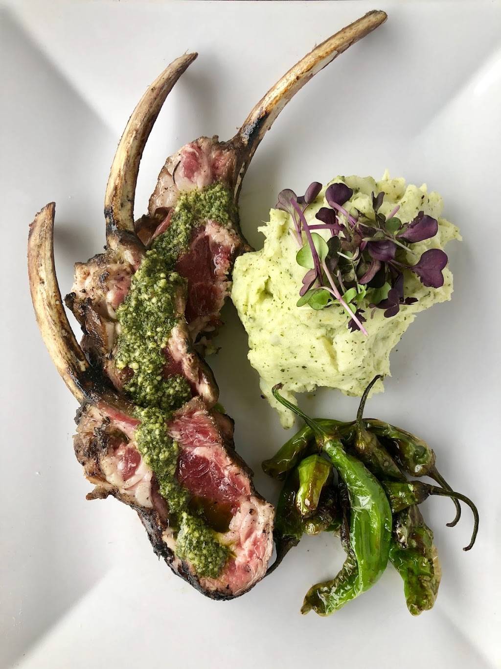 Maclanes Cafe | restaurant | 6395 Woodway Dr, Houston, TX 77057, USA | 8325167474 OR +1 832-516-7474