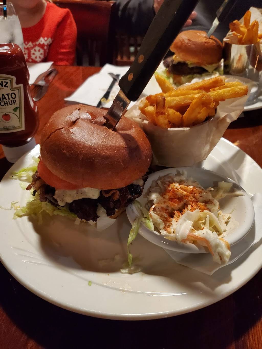 Penn Ave Pub | restaurant | 919 Pennsylvania Ave, Monaca, PA 15061, USA | 7247098790 OR +1 724-709-8790