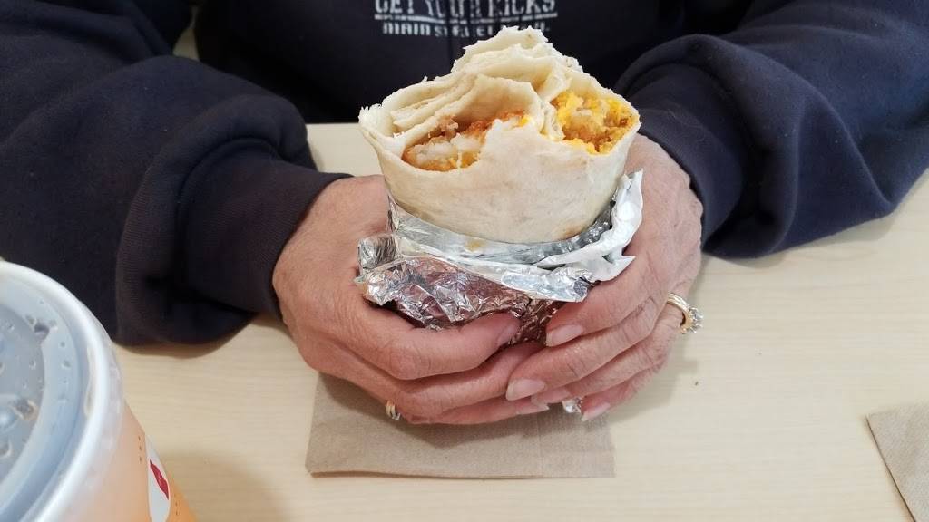 Del Taco | meal takeaway | 834 W Valley Blvd, Colton, CA 92324, USA | 9098251946 OR +1 909-825-1946