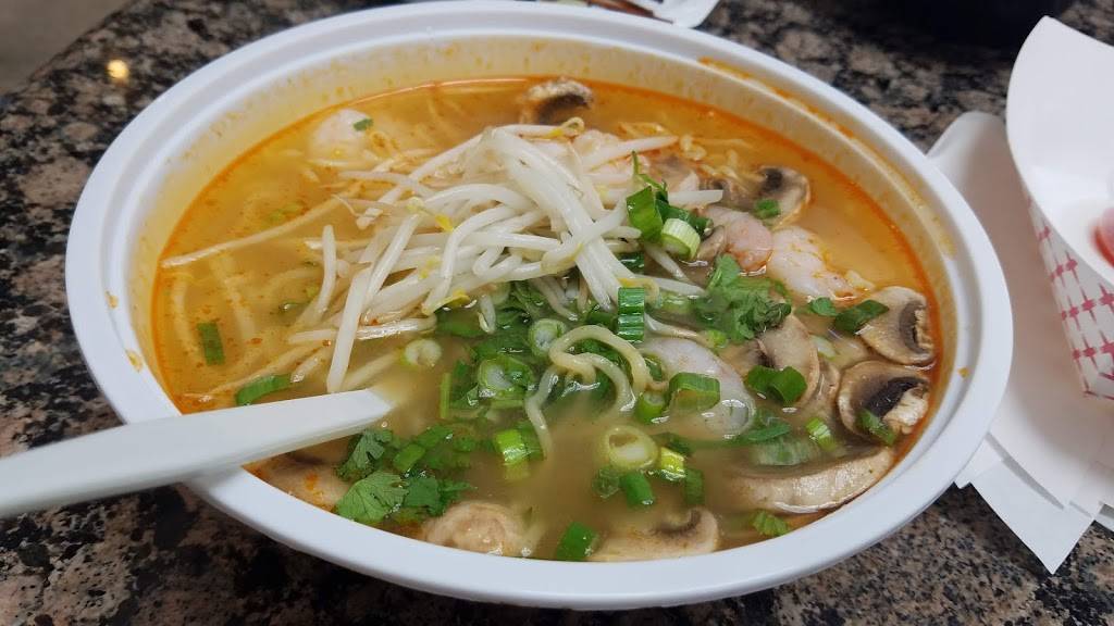 Noodle World Jr | restaurant | 2440 W Arrow Route, Upland, CA 91786, USA | 9096258880 OR +1 909-625-8880