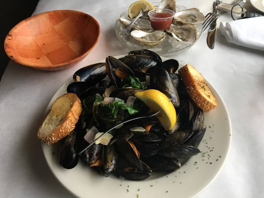 Orient by the Sea | restaurant | 40200 Main Rd, Orient, NY 11957, USA | 6313232424 OR +1 631-323-2424