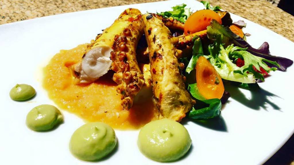 Glorias Latin Cuisine | restaurant | 4140 Lemmon Ave, Dallas, TX 75219, USA | 2145217576 OR +1 214-521-7576