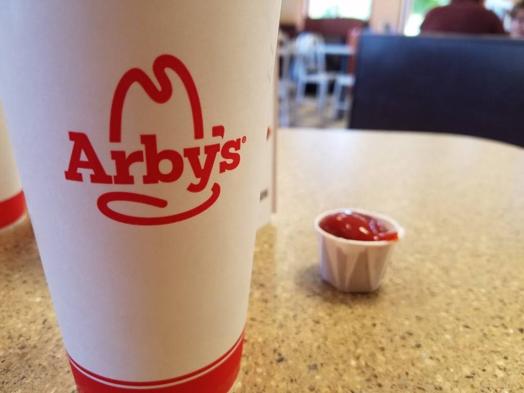 Arbys | meal takeaway | 22410 W 66th St, Shawnee, KS 66226, USA | 9134224531 OR +1 913-422-4531