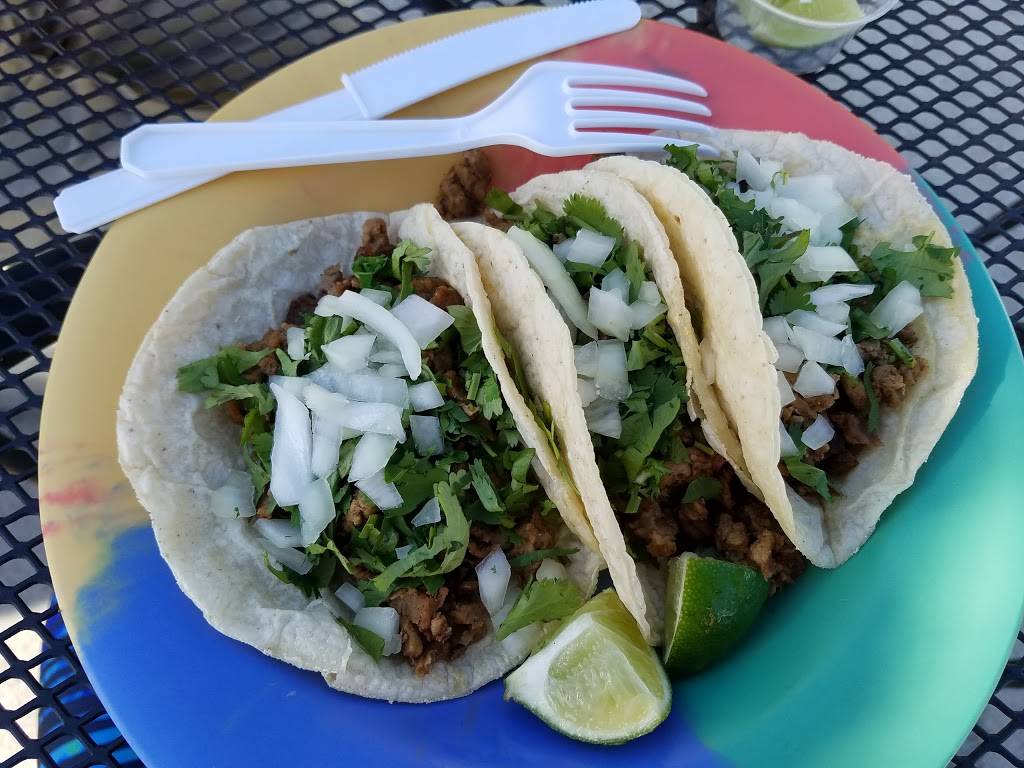 Nandos Taqueria | restaurant | 2640 S McCall Rd, Englewood, FL 34224, USA | 7062182069 OR +1 706-218-2069