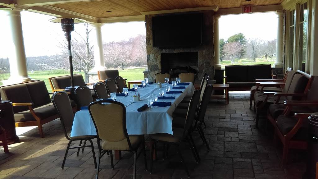 Langleys | restaurant | 28 Lamphere Rd, Waterford, CT 06385, USA | 8604436864 OR +1 860-443-6864