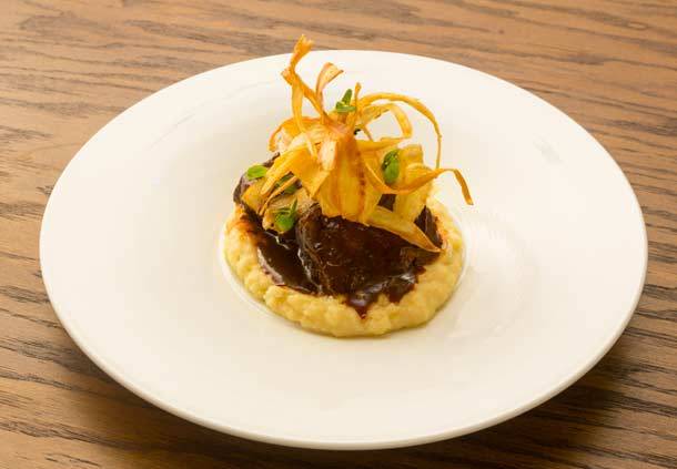 Fin + Field Restaurant and Bar | restaurant | 350 Calle Principal, Monterey, CA 93940, USA | 8316474000 OR +1 831-647-4000