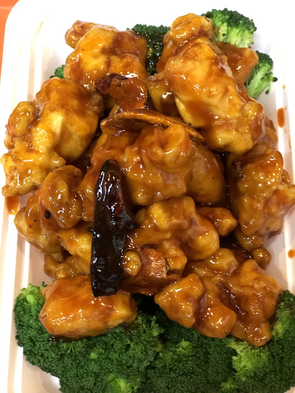 Chinatown Diner | restaurant | Inside The YMCA, 4504, 600 Broad St, Newark, NJ 07102, USA | 9735961888 OR +1 973-596-1888