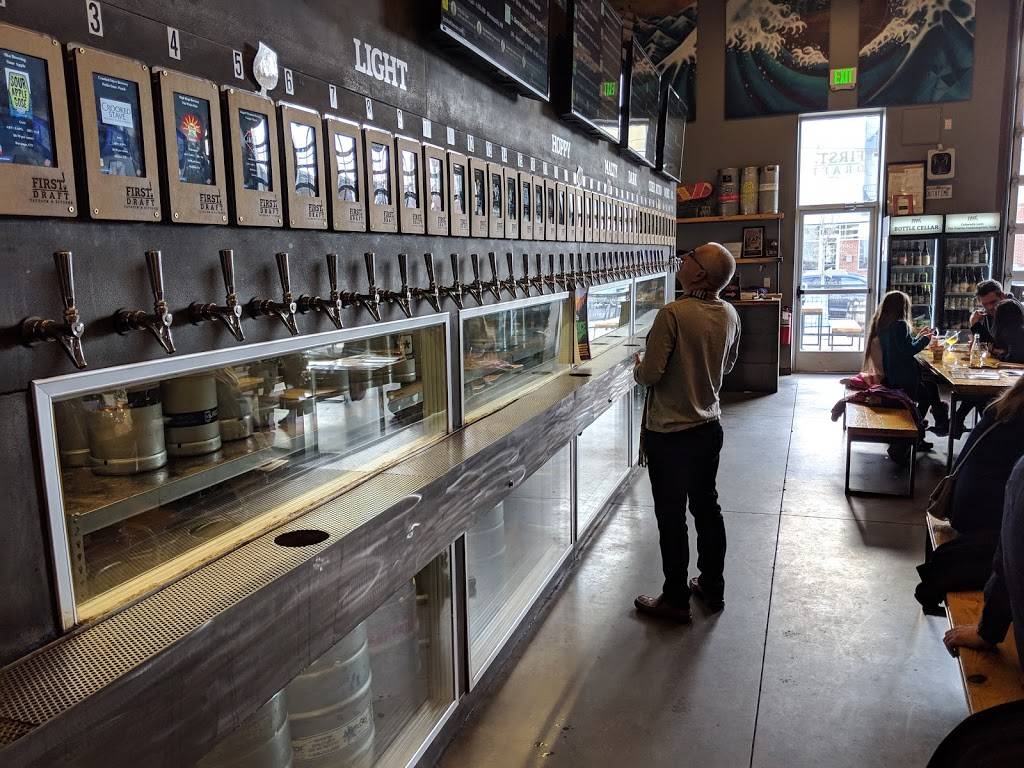 First Draft Taproom & Kitchen | restaurant | 1309 26th St, Denver, CO 80205, USA | 3037368400 OR +1 303-736-8400