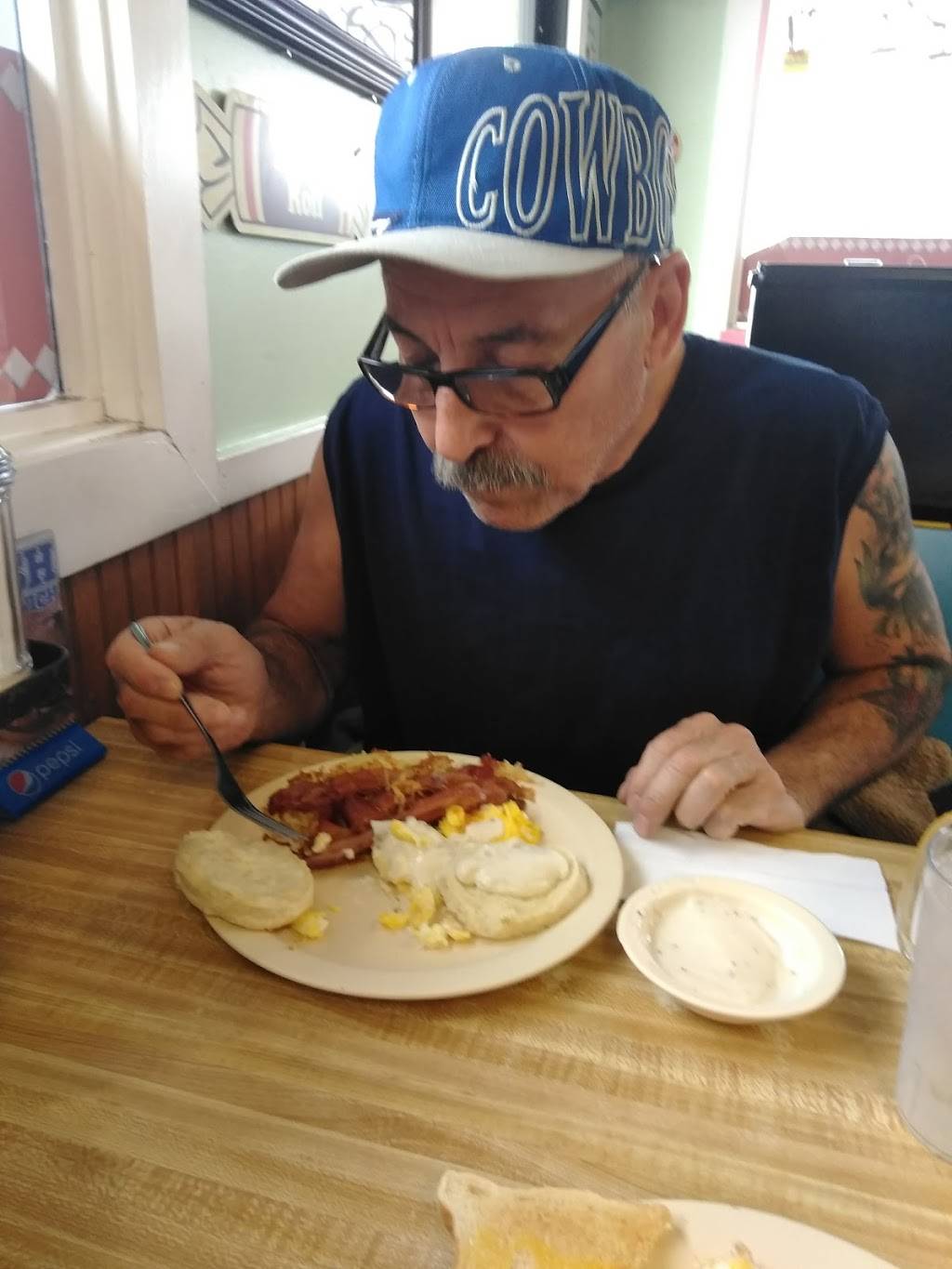 Boomarang Diner | restaurant | 4010 W Okmulgee Ave, Muskogee, OK 74401, USA | 9186835777 OR +1 918-683-5777