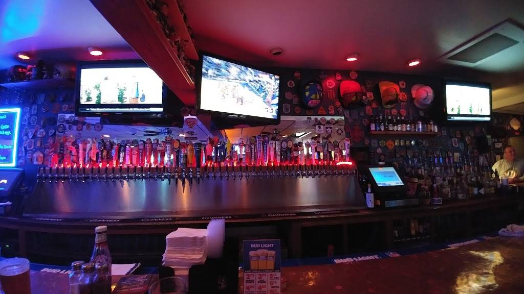 Heroes Pub | restaurant | 1 Riverview Ave, Annapolis, MD 21401, USA | 4105731996 OR +1 410-573-1996