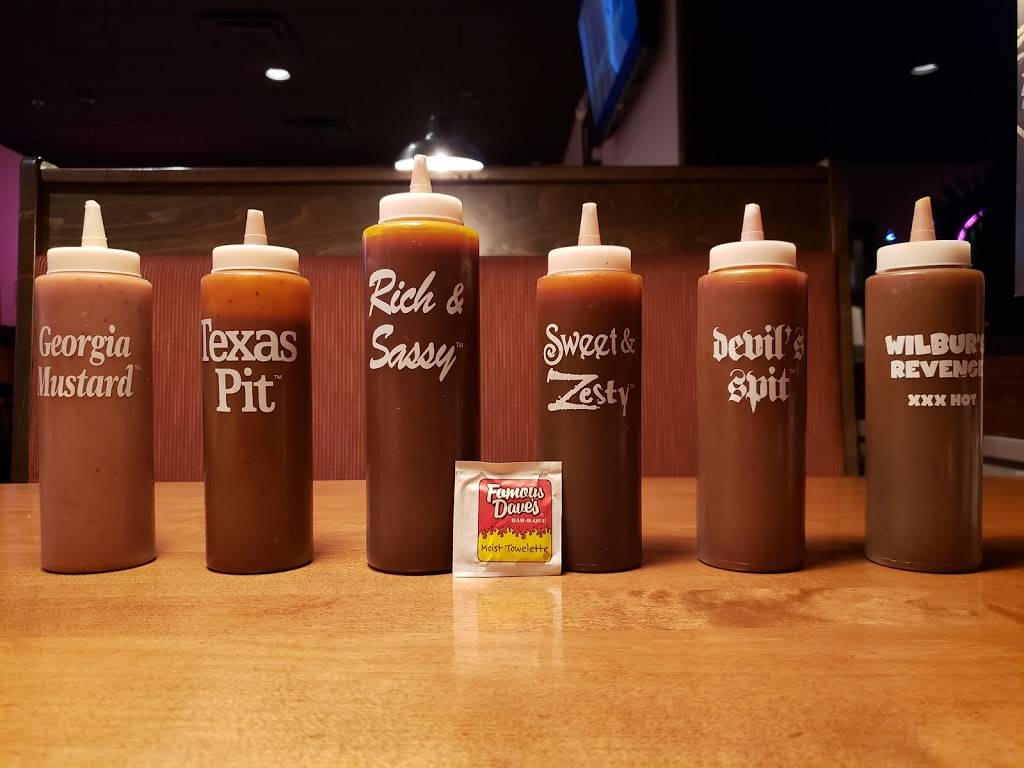 Famous Daves Bar-B-Que | restaurant | 651 Mall Ring Cir, Henderson, NV 89014, USA | 7024330013 OR +1 702-433-0013