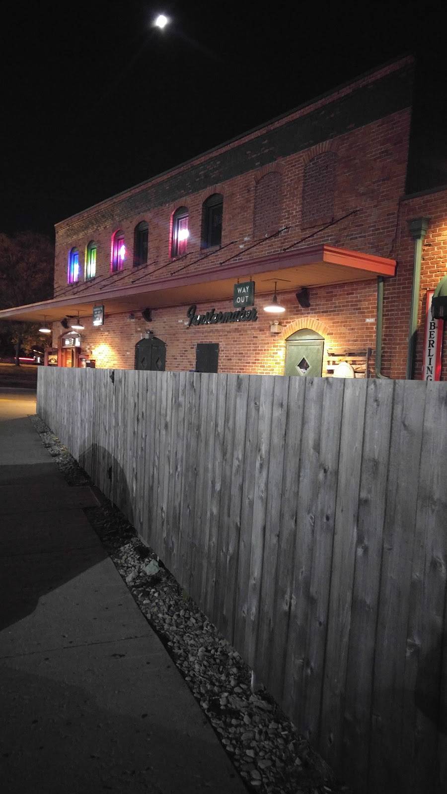 Saddle Up Saloon & Dancehall | night club | 4440 Ogden Ave, Aurora, IL 60504, USA | 6305858600 OR +1 630-585-8600