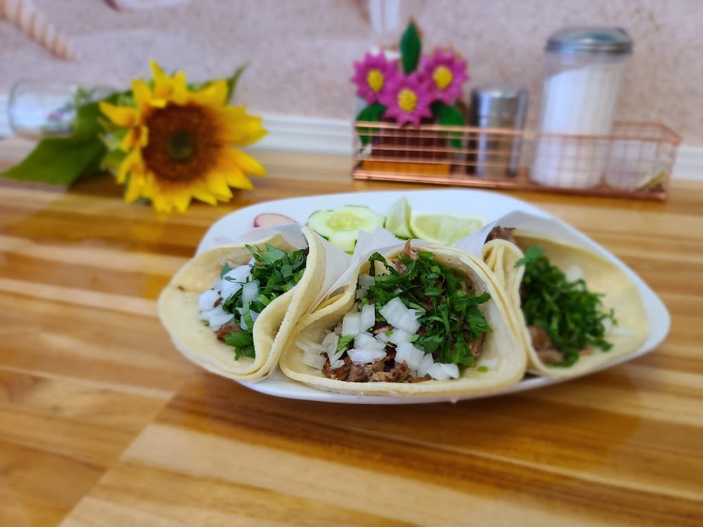 El Tenate Mexican Food | restaurant | 45 Cherry St, Waterbury, CT 06702, USA | 2035277811 OR +1 203-527-7811