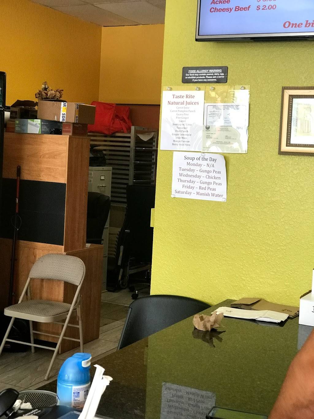 Taste Rite Jamaican Bakery | restaurant | 9924 Pines Blvd, Pembroke Pines, FL 33024, USA | 9549986298 OR +1 954-998-6298