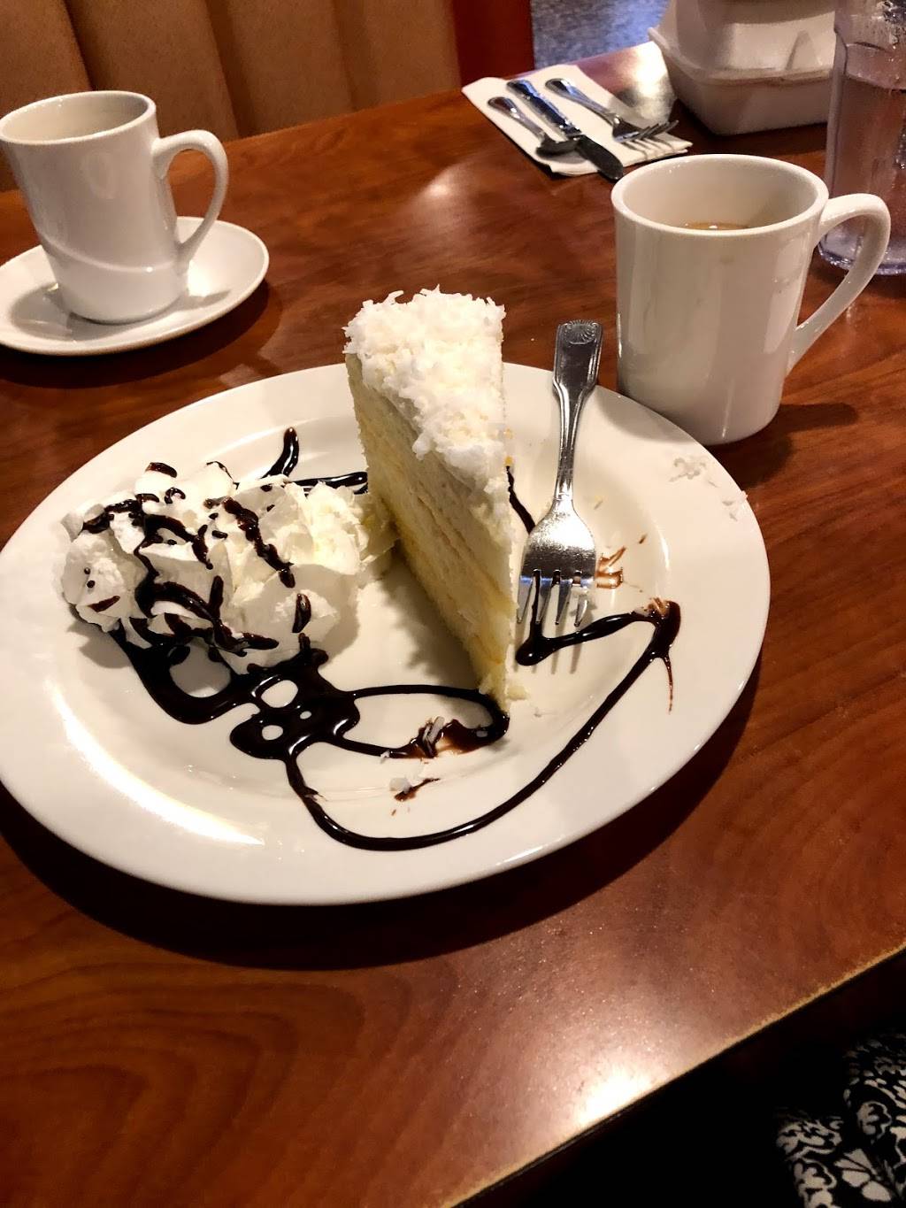 Astro Family Restaurant | restaurant | 4019, 2300 Fletcher Dr, Los Angeles, CA 90039, USA | 3236639241 OR +1 323-663-9241