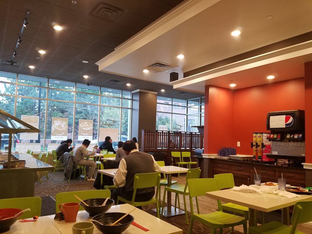 Tangled - Noodles and More | restaurant | 1404 W Wells St, Milwaukee, WI 53233, USA | 4142104294 OR +1 414-210-4294