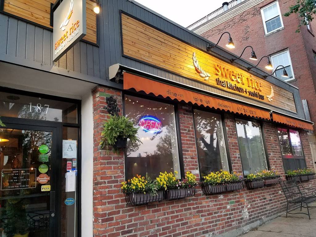 Sweet Rice Charlestown Thai Sushi | meal takeaway | 187 Main St, Boston, MA 02129, USA | 6172425232 OR +1 617-242-5232