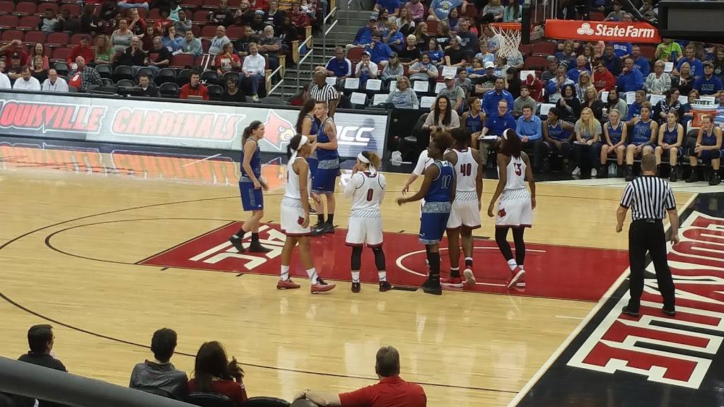 KFC Yum! Center | restaurant | 1 Arena Plaza, Louisville, KY 40202, USA | 5026909000 OR +1 502-690-9000