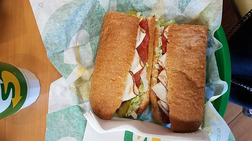 Subway | restaurant | 6470 Desert Queen Ave, Twentynine Palms, CA 92277, USA | 7603616732 OR +1 760-361-6732