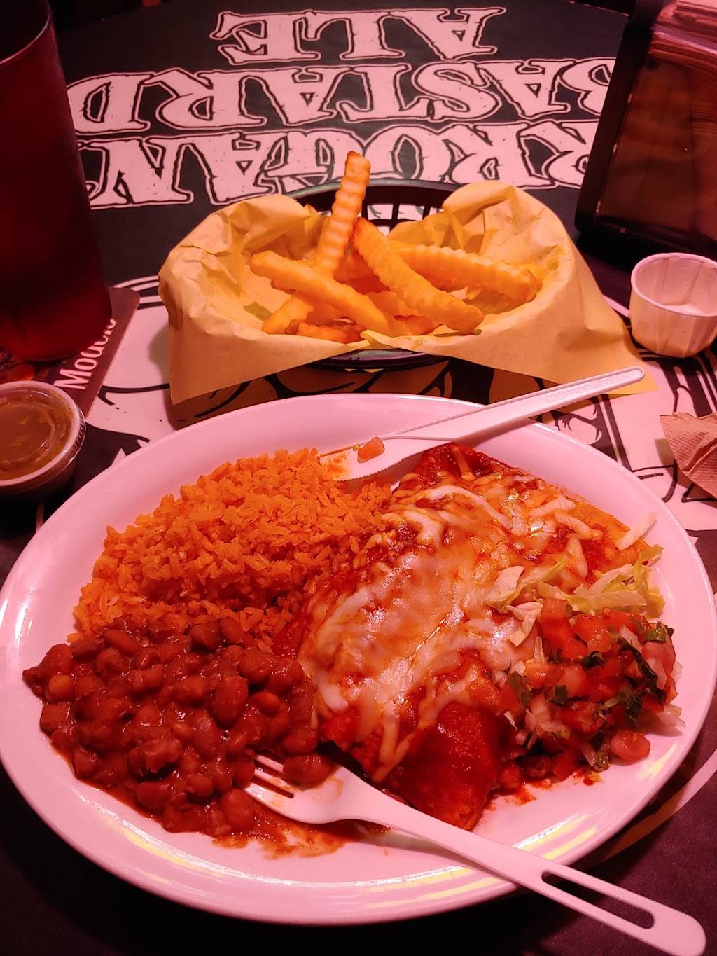 Red Wave Inn | restaurant | 2375 E Shaw Ave, Fresno, CA 93710, USA | 5592288446 OR +1 559-228-8446