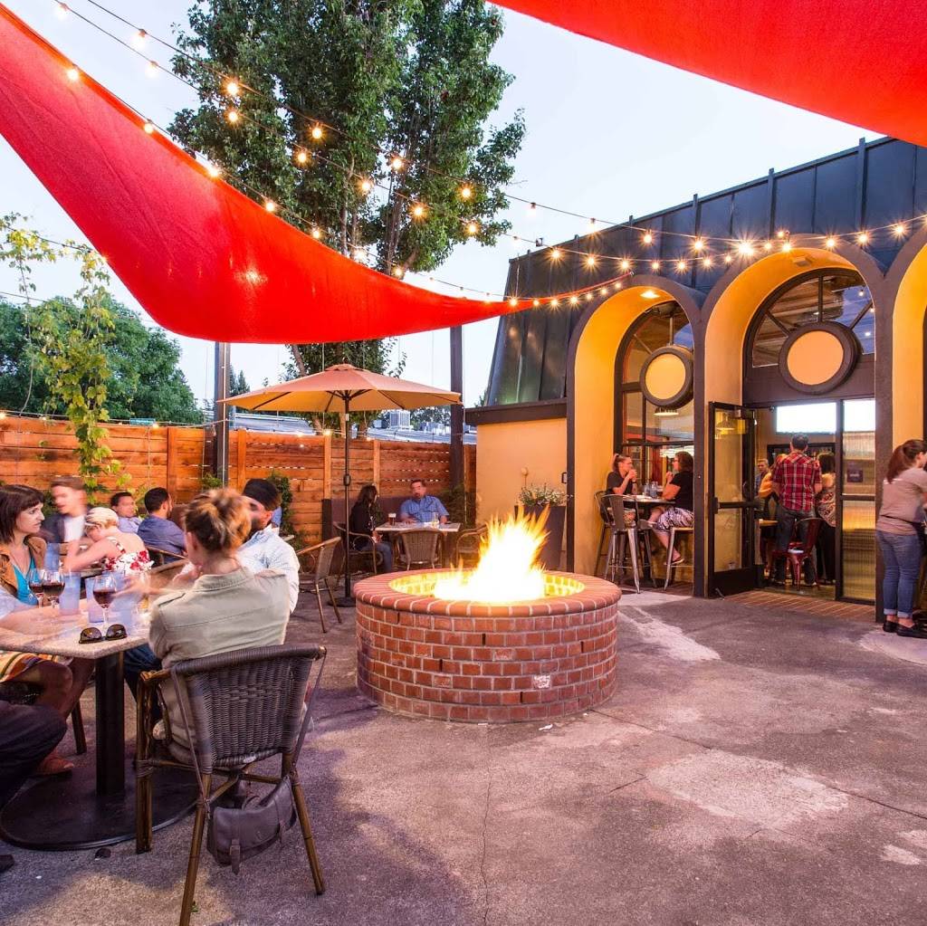 Steele & Hops Public House | meal takeaway | 1901 Mendocino Ave, Santa Rosa, CA 95401, USA | 7075232201 OR +1 707-523-2201