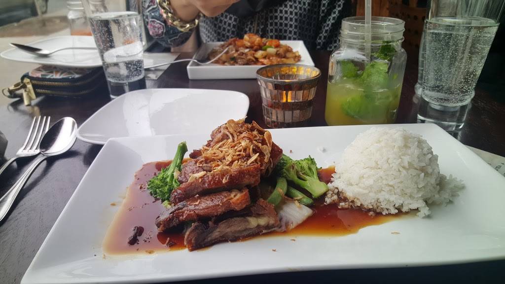 Nur Thai | restaurant | 63-32 Woodhaven Blvd, Rego Park, NY 11374, USA | 7182556141 OR +1 718-255-6141