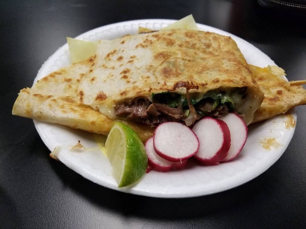 Birrieria Gonzalez | restaurant | 5458 Whittier Blvd, Los Angeles, CA 90022, USA | 3236757333 OR +1 323-675-7333