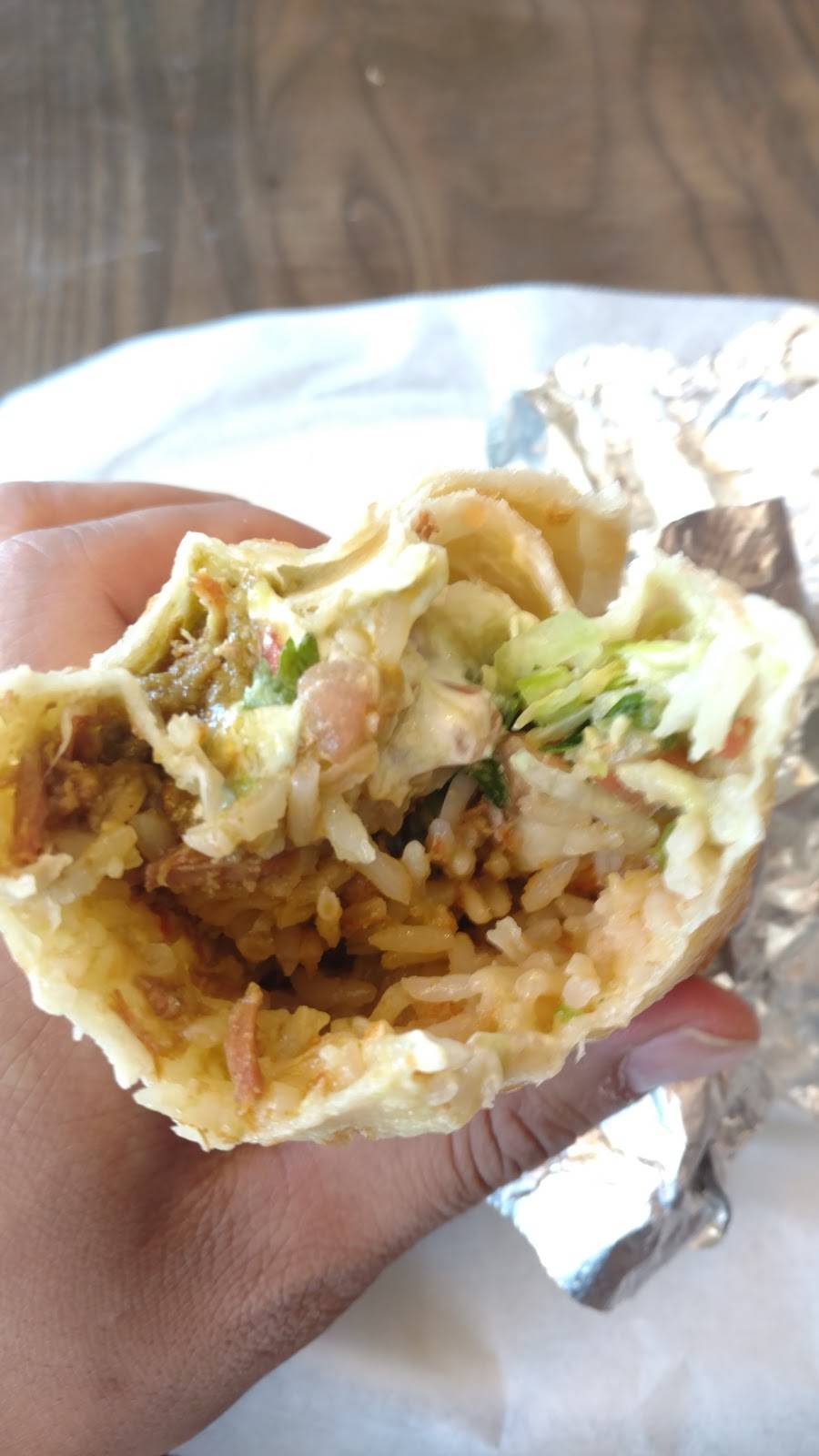 Annas Taqueria | restaurant | 27 Lincoln St, Newton, MA 02461, USA | 6179640042 OR +1 617-964-0042