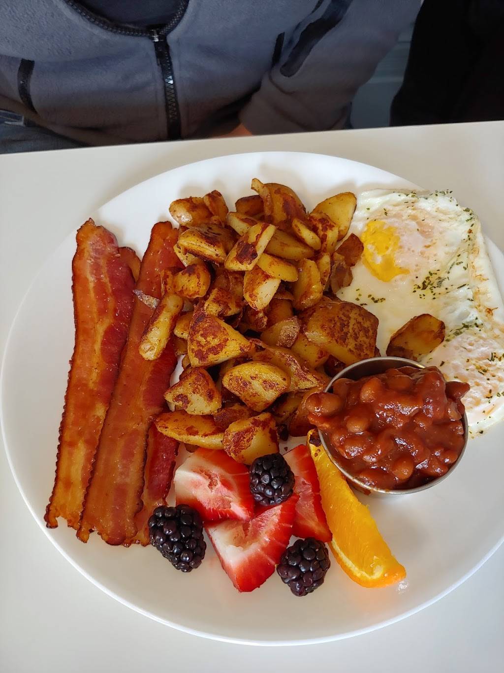 Tinas Homemade Cooking | restaurant | 90 Trafalgar Rd N, Hillsburgh, ON N0B 1Z0, Canada | 5198555837 OR +1 519-855-5837