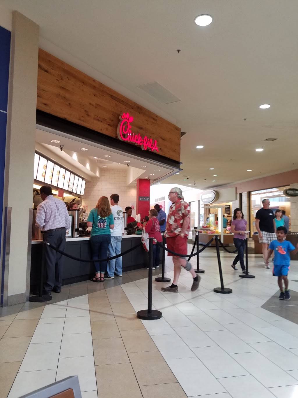 Chick-fil-A | restaurant | 2100 Hamilton Pl Blvd Ste 313, Chattanooga, TN 37421, USA | 4238943181 OR +1 423-894-3181