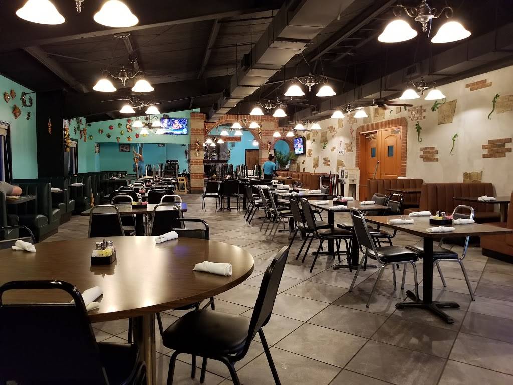 El San Luis Mexican Cafe | restaurant | 1500 E Tyler St, Athens, TX 75751, USA | 9036773800 OR +1 903-677-3800