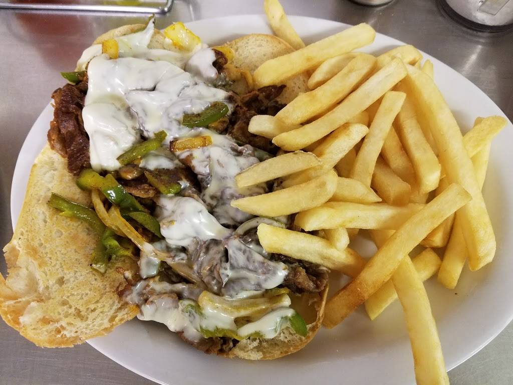 Hometown Family Restaurant | restaurant | 721 W Main St, Greentown, IN 46936, USA | 7656274025 OR +1 765-627-4025