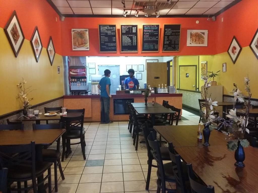 Masons Chicken & Seafood Grill | restaurant | 3950 S Carrier Pkwy, Grand Prairie, TX 75052, USA | 9722627323 OR +1 972-262-7323