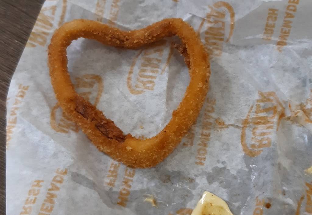 Runza Restaurant | restaurant | 816 Galvin Rd S, Bellevue, NE 68005, USA | 4022920267 OR +1 402-292-0267