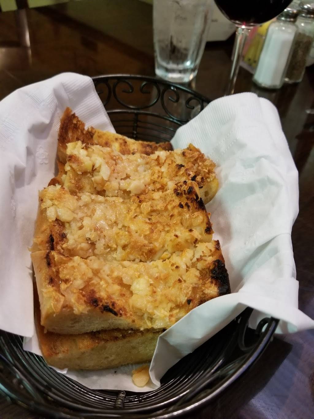 Louis Cairos | restaurant | 558 7th St, Williams, CA 95987, USA | 5304735927 OR +1 530-473-5927