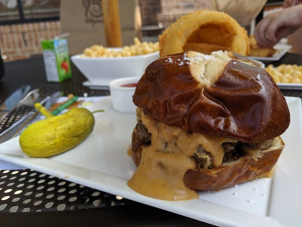 The Pub by Wegmans | restaurant | 8270 Transit Rd, Williamsville, NY 14221, USA | 7162108154 OR +1 716-210-8154