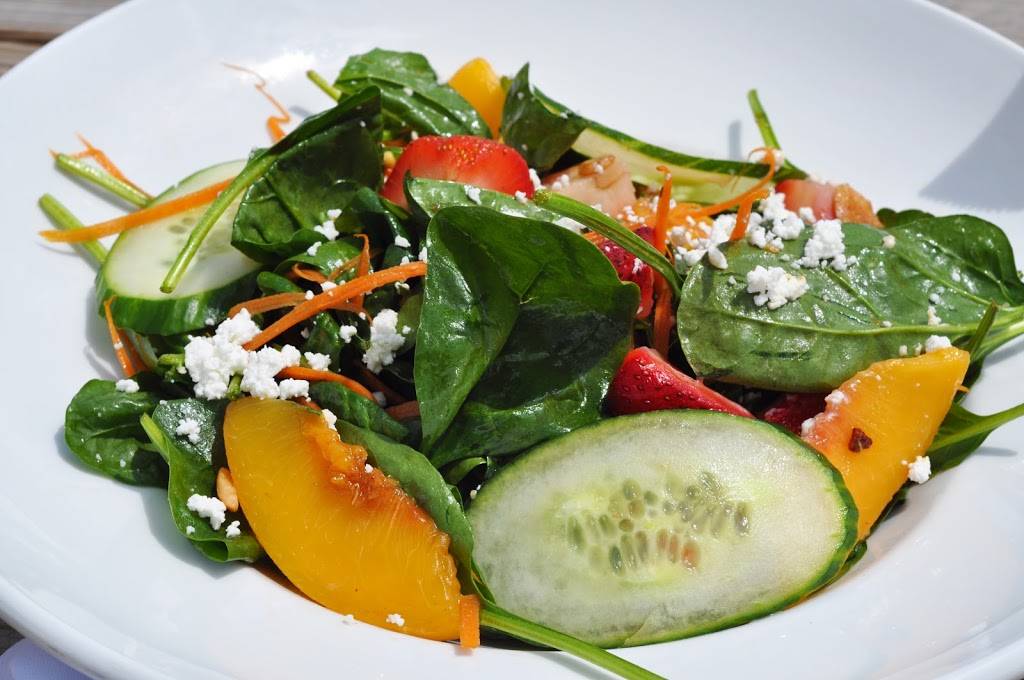 Marina Grill | restaurant | 18 Harnett St, Wilmington, NC 28401, USA | 9107697974 OR +1 910-769-7974