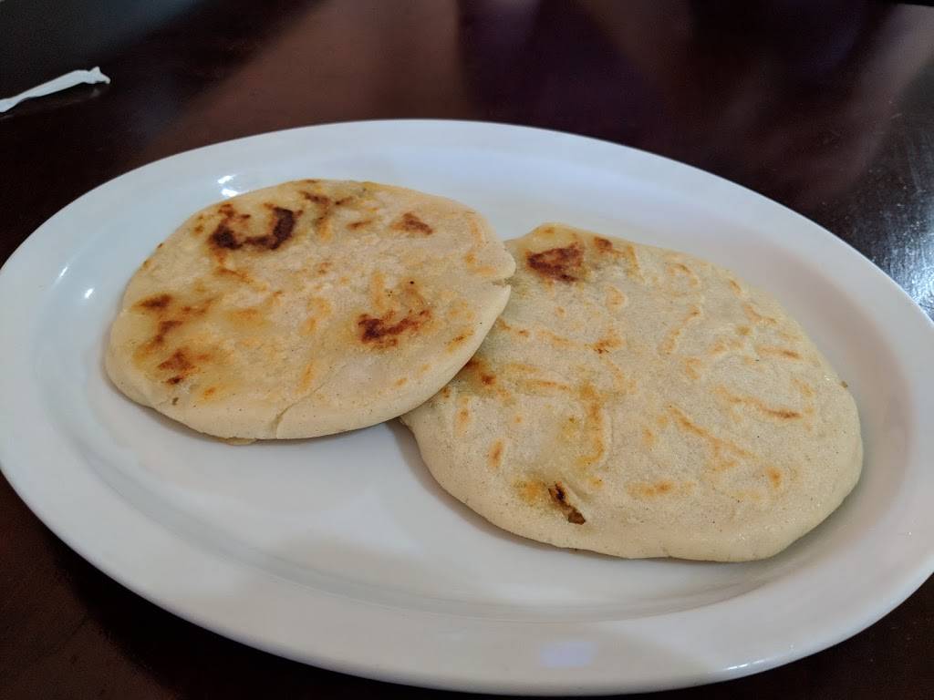 Rincon Latino | restaurant | 5080 Mission St, San Francisco, CA 94112, USA | 4155868787 OR +1 415-586-8787