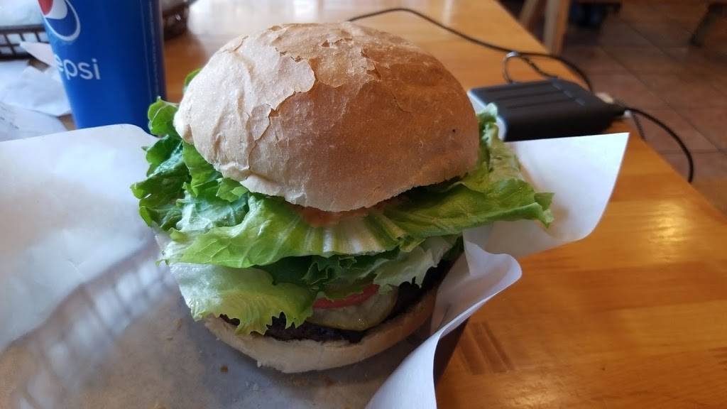 Big Chico Burger | restaurant | 1550 East Ave, Chico, CA 95926, USA | 5308916100 OR +1 530-891-6100