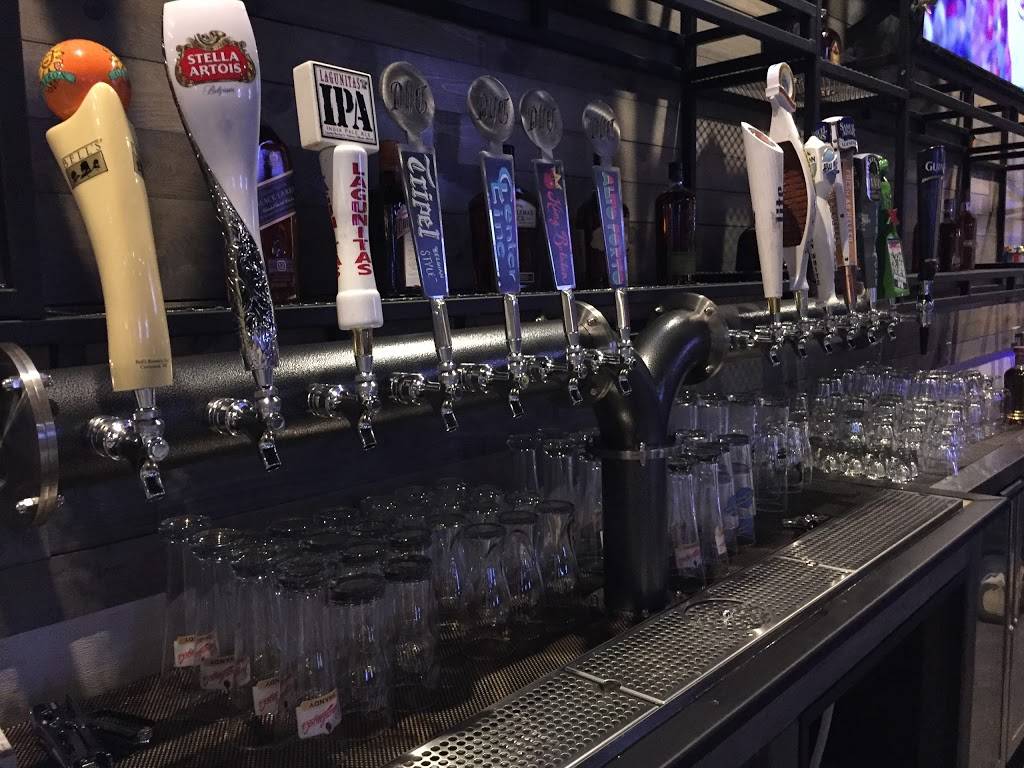 Salernos Pizzeria & R.Bar | restaurant | 1288, 821 Burlington Ave, Western Springs, IL 60558, USA | 7082468668 OR +1 708-246-8668