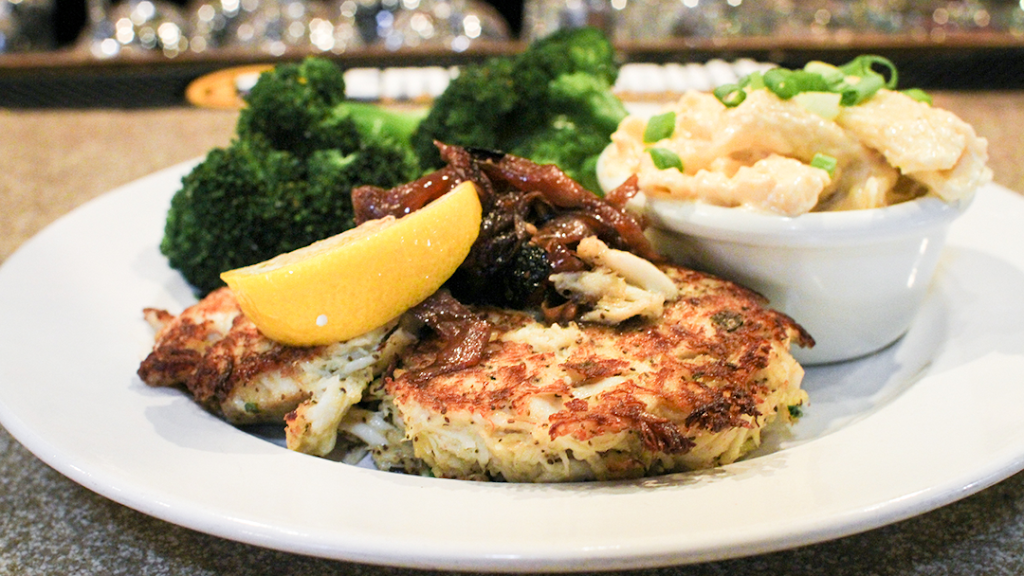 A W Shucks Raw Bar & Grill | restaurant | 2200 Colonial Ave, Norfolk, VA 23517, USA | 7576649117 OR +1 757-664-9117