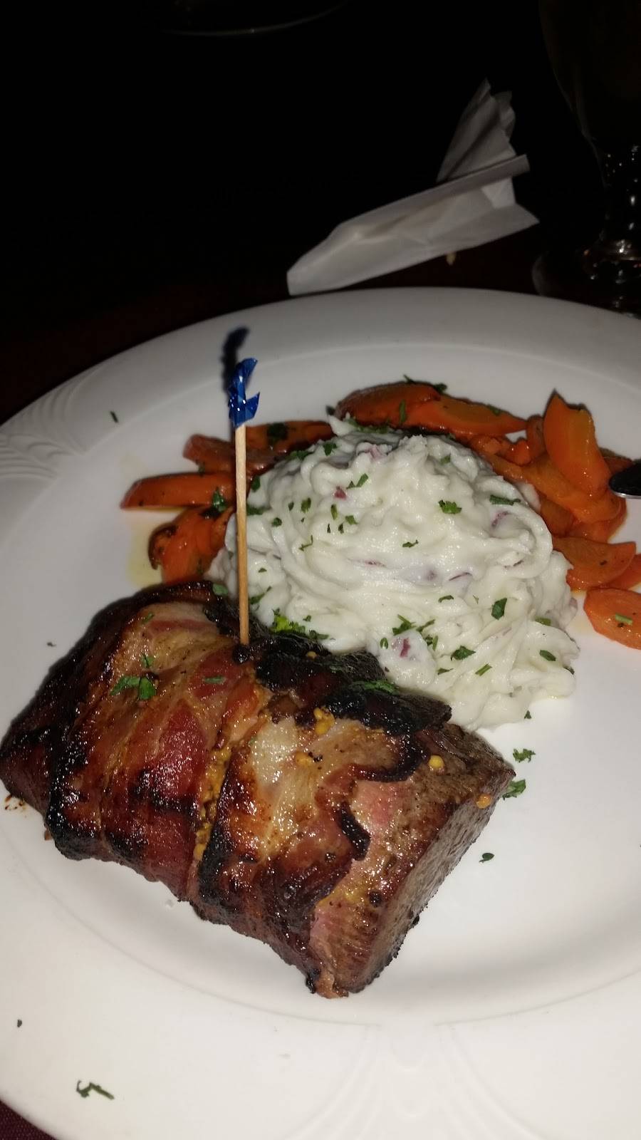 Union Barrel Works | restaurant | 6 N Reamstown Rd, Reamstown, PA 17567, USA | 7173357837 OR +1 717-335-7837