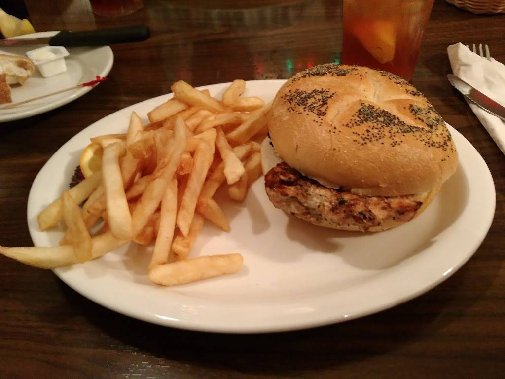 Perkys Restaurant | restaurant | 802 Wards Rd, Altavista, VA 24517, USA | 4343699908 OR +1 434-369-9908