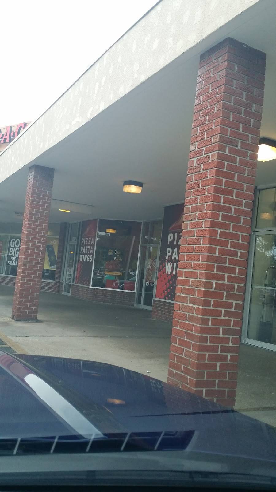 Pizza Hut | restaurant | 1204 N Main St, Gainesville, FL 32601, USA | 3523381776 OR +1 352-338-1776