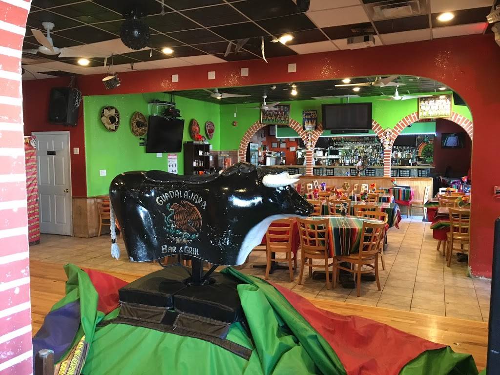 El Guadalajara Bar & Grill | restaurant | 46 Fulton Ave # 6, Hempstead, NY 11550, USA | 5164839122 OR +1 516-483-9122