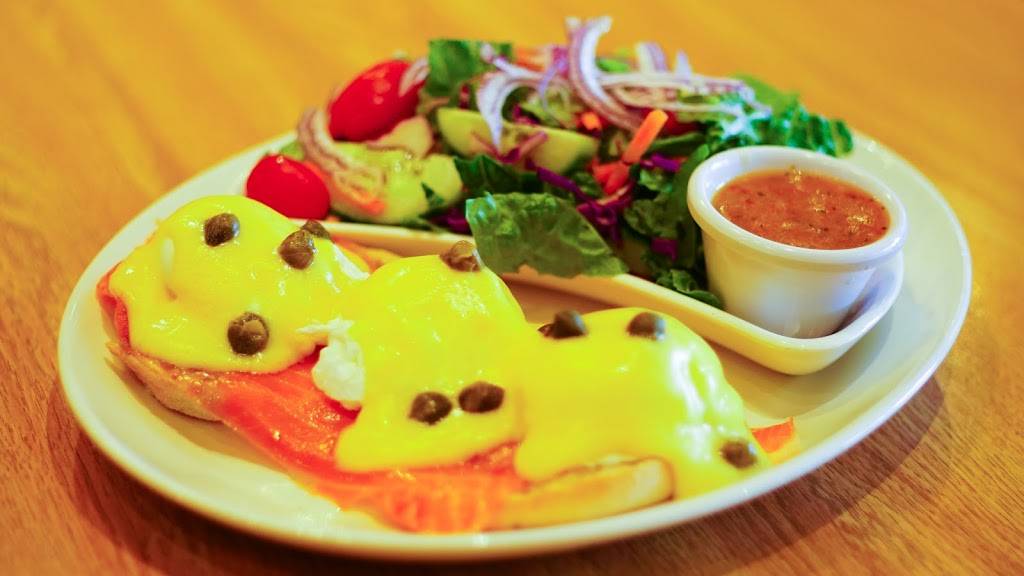 Sunshine Village Grill | restaurant | 2200 Bloor St W, Toronto, ON M6S 1N4, Canada | 4167631444 OR +1 416-763-1444