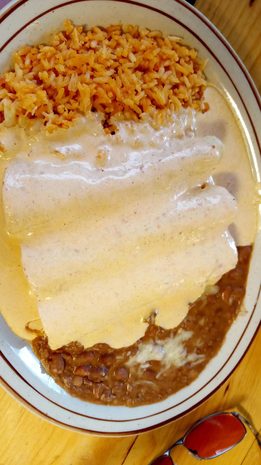 La Familia Mexican Restaurant | restaurant | 365 N Grand Mesa Dr, Cedaredge, CO 81413, USA | 9708565057 OR +1 970-856-5057